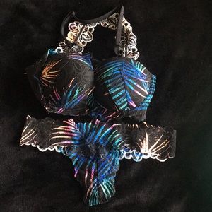 Pink Victoria’s Secret bra & panty